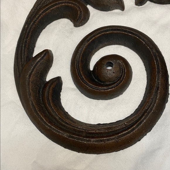 Set of 3 Vintage Dark  Brown Swirl Cast Iron Wall Decor Set. Each one 1.6 lbs. - Picture 7 of 11